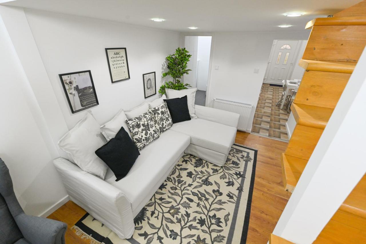 Charming In Damjanich Str., Lucas Apartman