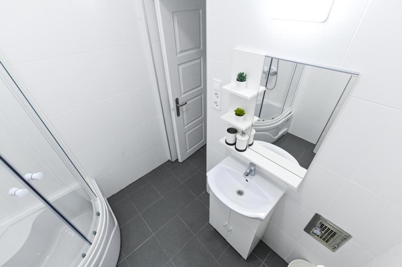 Charming In Damjanich Str., Lucas Appartamento